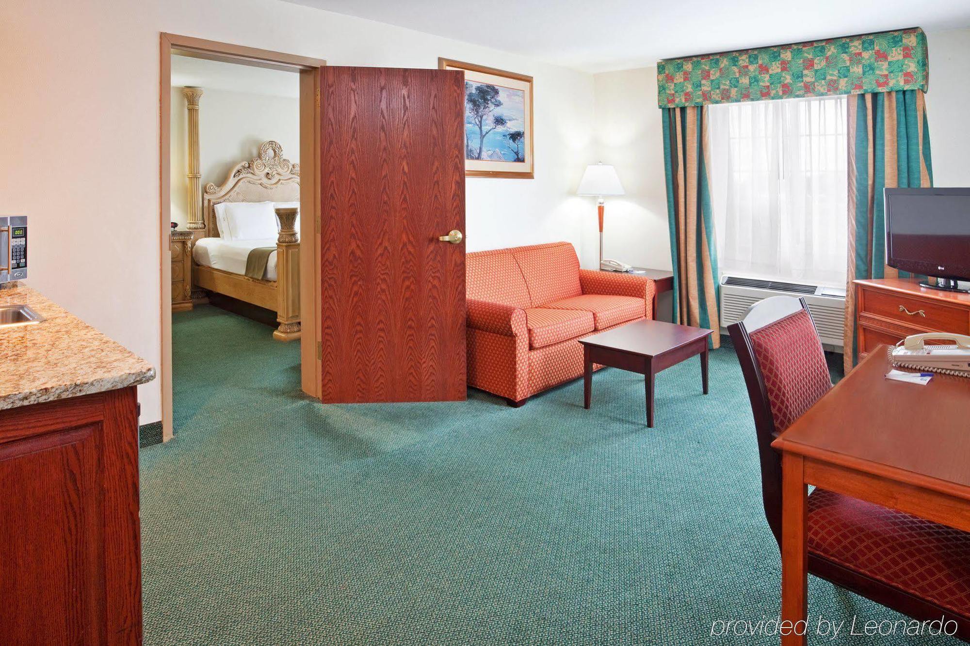Holiday Inn Express Birch Run-Frankenmuth Area By Ihg Exterior foto